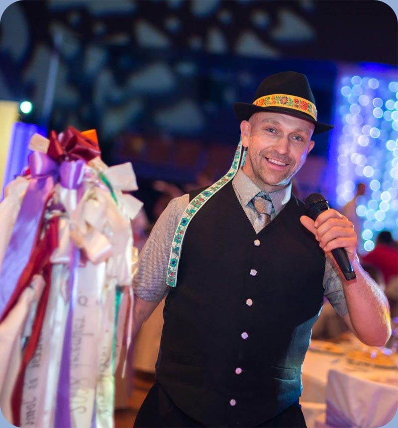 S�ndor Zsolt Vőf�ly �s Cerem�niamester